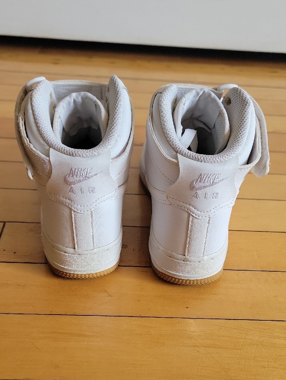 Nike Airforce 1 High Top "White Gum" Sneakers - Big Kids - Picture 6 of 7